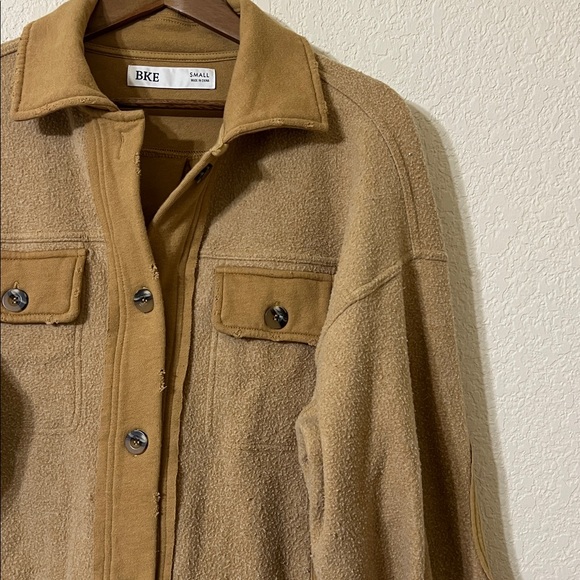 BKE Buckle Mustard Yellow Fleece Shacket Women’s S - Picture 3 of 7